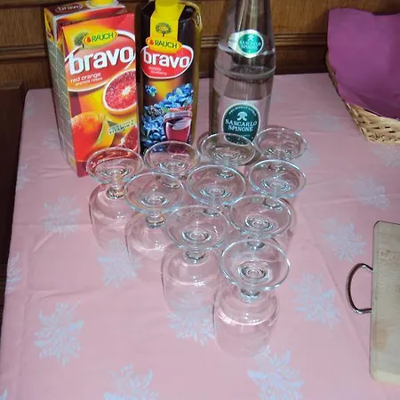 Cavaria